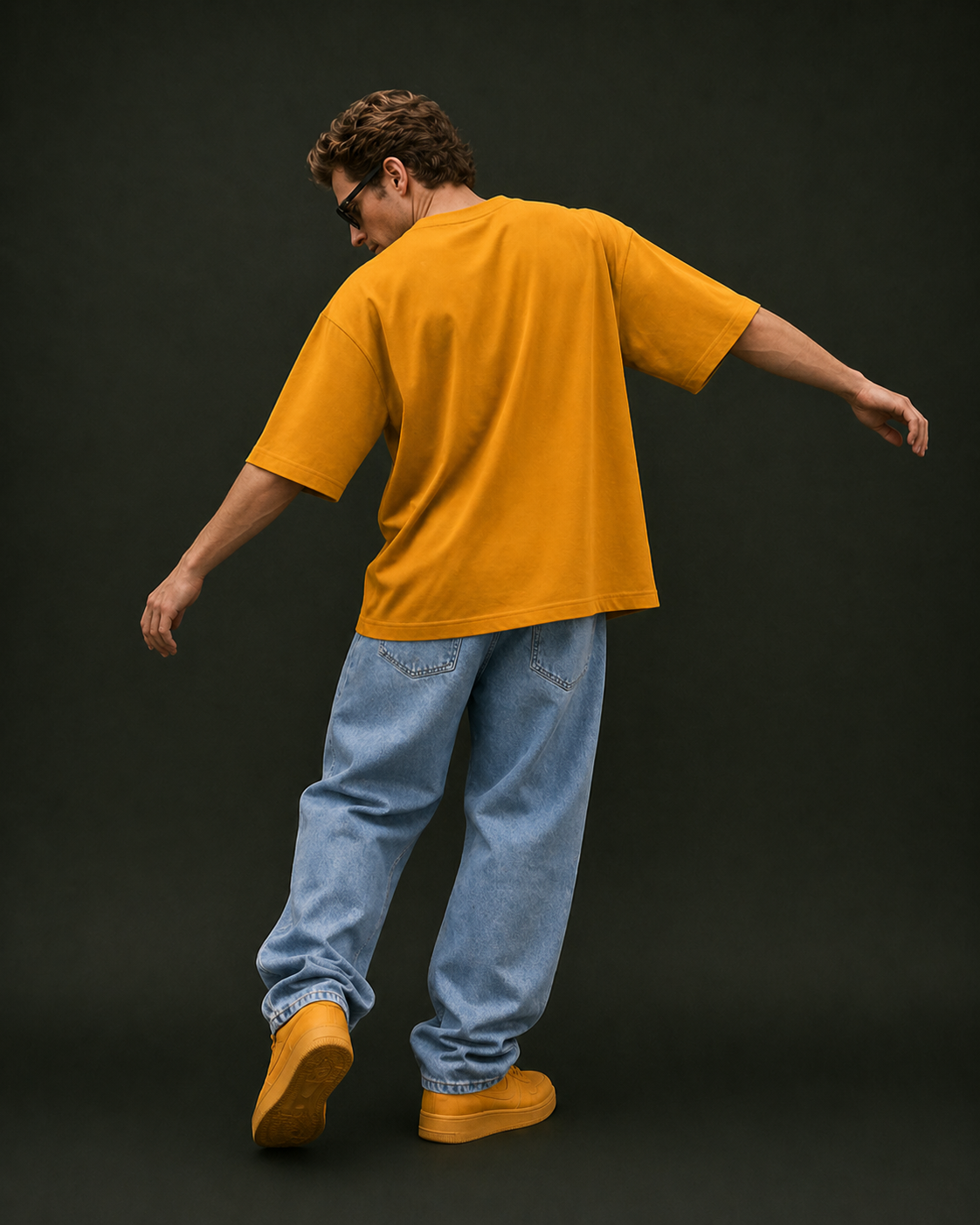 Men's Oversized Classic T-Shirt Sunrise Gold